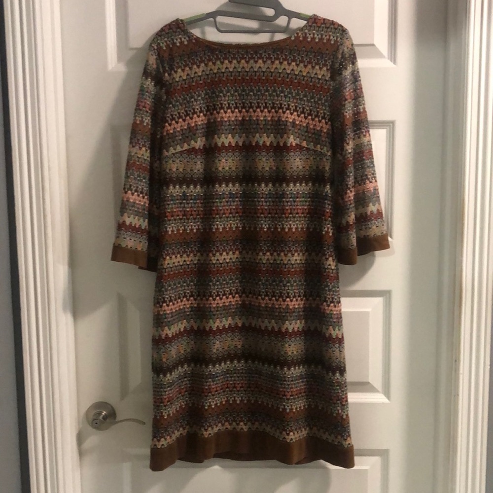 Very good condition. Love it but does not fit anymore.  Worn once